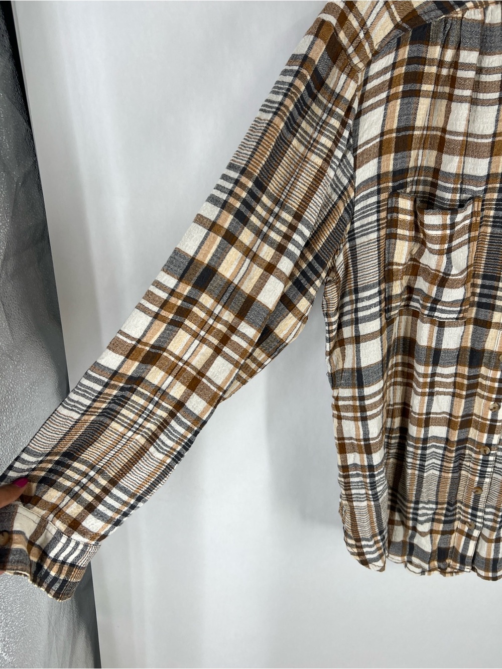 Pilcro Plaid Button-Up Shirt in Brown, Cream & Black - Picture 4 of 14